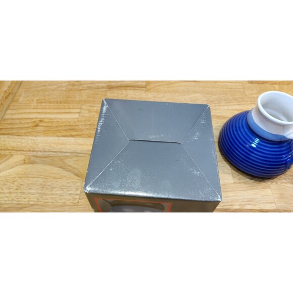 No Spill non slip Coffee Mug Pottery Ceram blue and white, Made in Taiwan Box - Picture 5 of 12